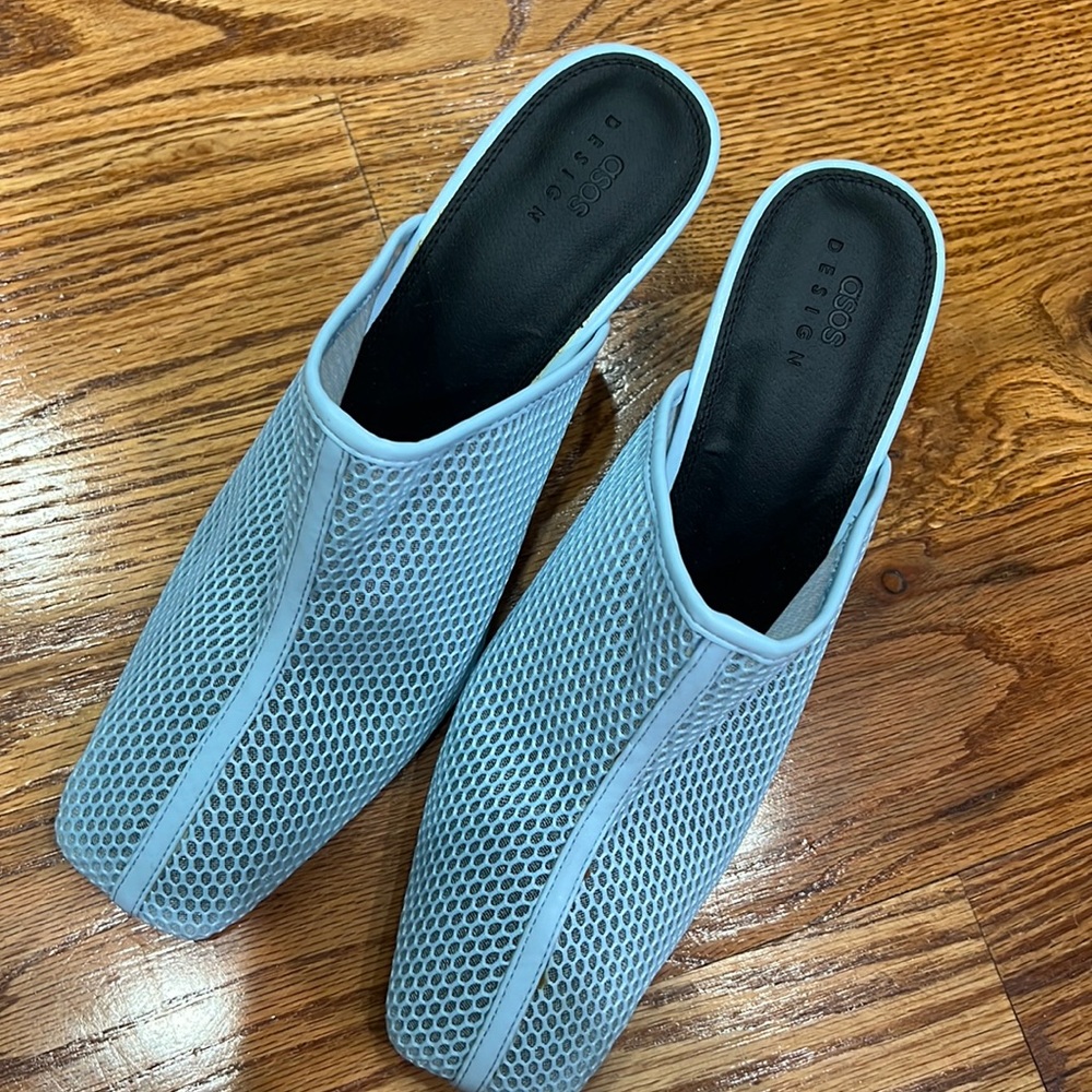 Blue mesh square toes mules